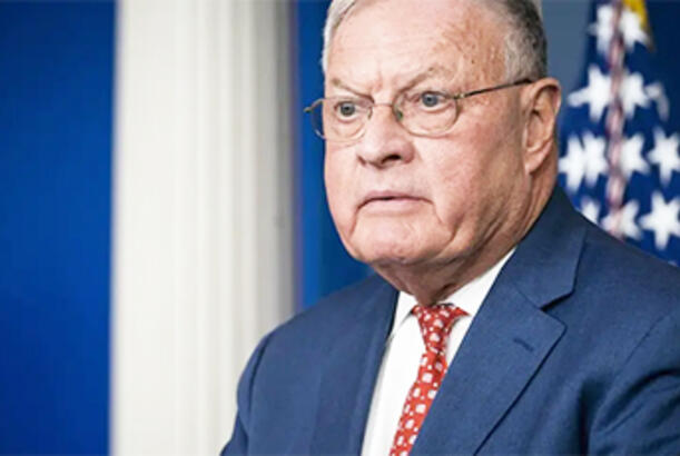 “Bağlı qapılar arxasında Tramp Putinə ictimaiyyətdən daha çox qəzəblidir”
