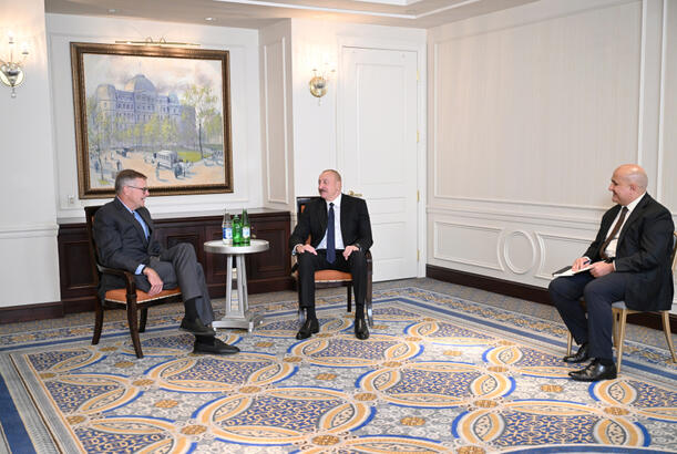 Prezident İlham Əliyev Corc Volker ilə görüşüb