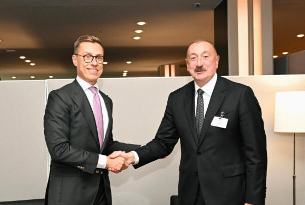 İlham Əliyev Finlandiyalı həmkarı Aleksandr Stubbla görüşüb