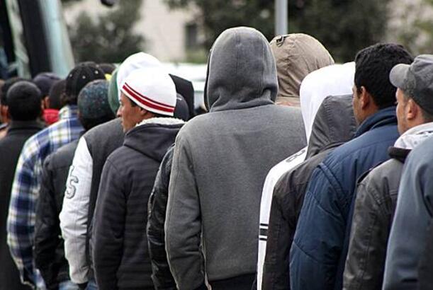 Rus qadınları aborta məcbur edən miqrantlar deportasiya edilsin!?.