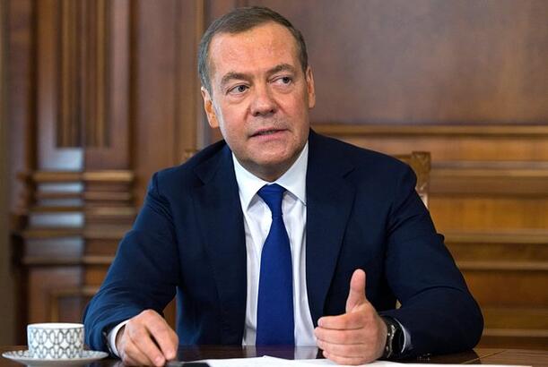 Medvedev bu dəfə də Trampla razılaşmır: necə yəni...