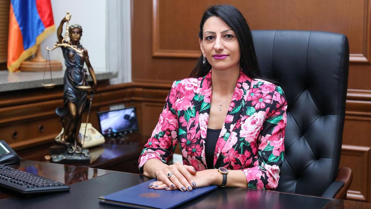Комитет по предотвращению коррупции Армении возбудил дело против омбудсмена