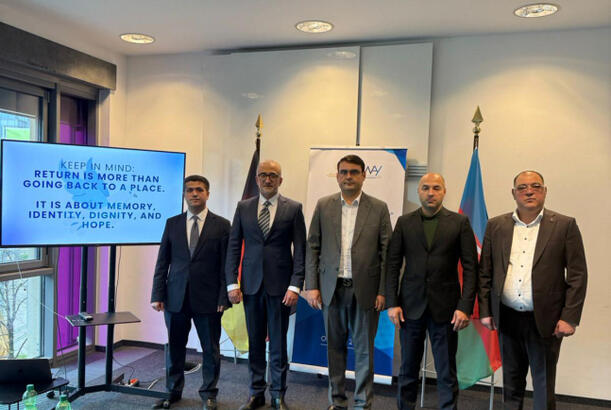 Almaniyanın Köln şəhərində “Qərbi Azərbaycan reallıqları” mövzusunda ictimai müzakirə keçirilib - FOTO 