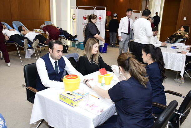 YAP Mərkəzi Aparatında qanvermə aksiyası keçirilib - FOTOLAR