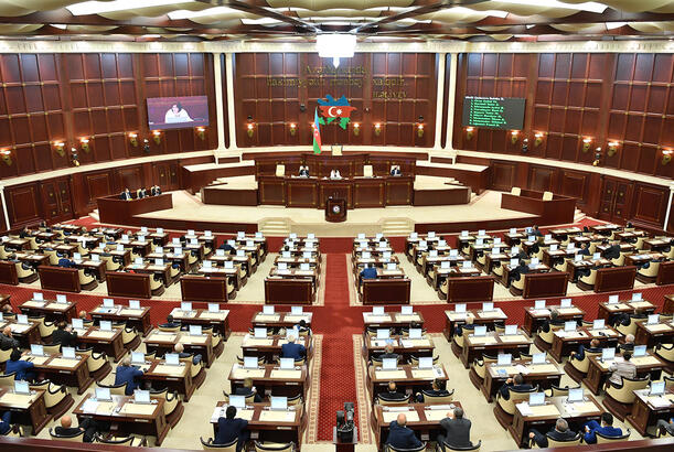 Milli Məclisin növbəti plenar iclası başlayıb