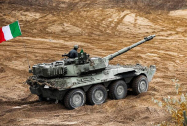 Ukrayna İtaliyanın B1 Centauro tank məhv edənlərini qəbul etdi...