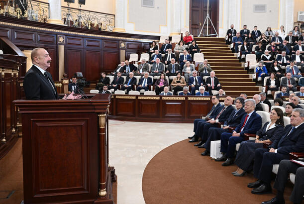 Azərbaycan dilinin saflığının qorunması hər bir Azərbaycan vətəndaşının işi olmalıdır - İlham Əliyev