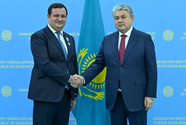 Kasım-Jomart Tokayev Qazaxıstanın Azərbaycandakı səfirini təltif edib