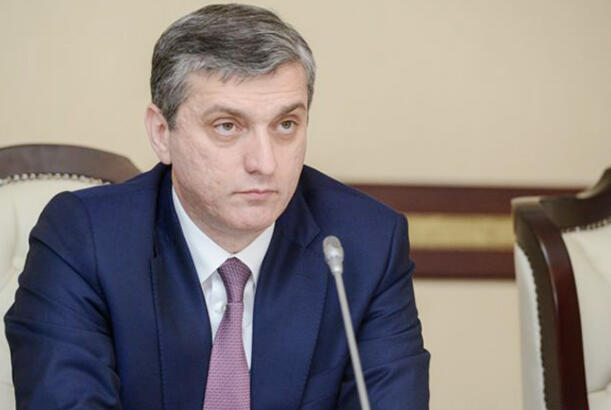 “Dövlət borcu 30%-dən aşağı səviyyədə saxlanılır” - Vüqar Gülməmmədov
