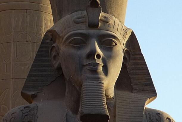 Firon II Ramzes necə öldü..?