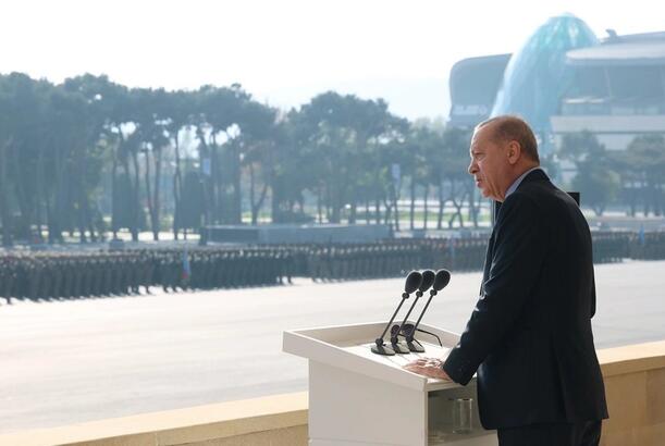 Türkiyə Prezidentinin administrasiyası Bakıdakı hərbi paraddan görüntülər paylaşıb