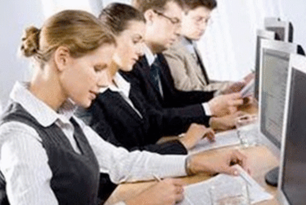 Müasir dünyada necə iş axtarmalı?