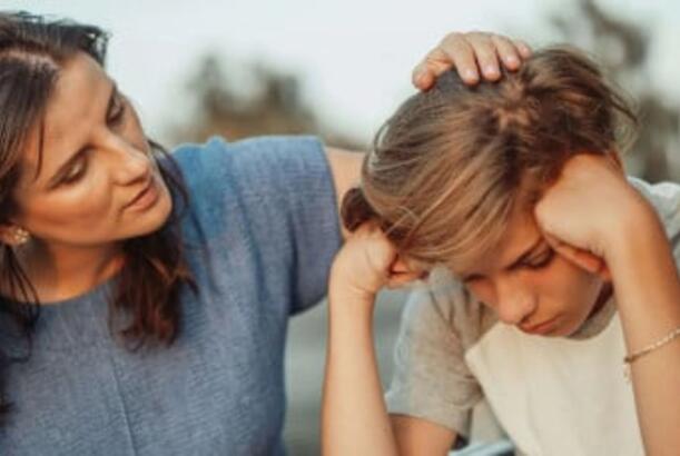 İnsanlar sözsüz bir-birlərinə necə təsir edirlər...