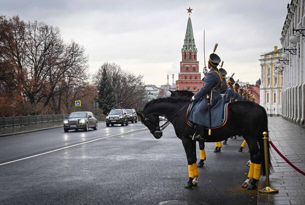 Ayıb olmağına ayıbdır ey, amma kimə..?