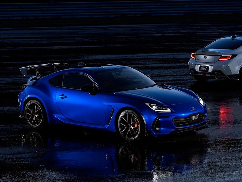 Subaru eksklüziv BRZ STI Sport Type RA modelini təqdim etdi...