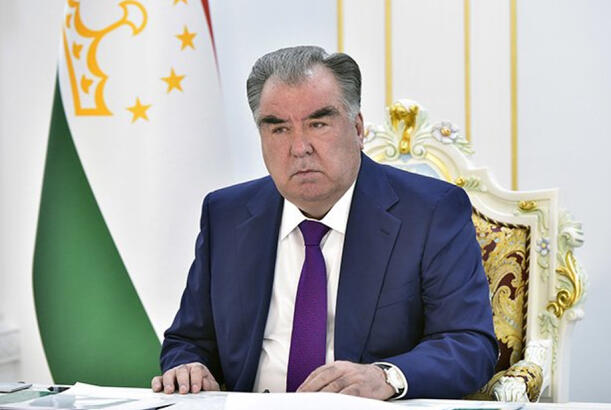 Tacikistan Prezidenti İlham Əliyevi təbrik edib