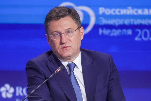 Novak benzinin qiymətinin düşməsinin səbəblərini açıqladı...