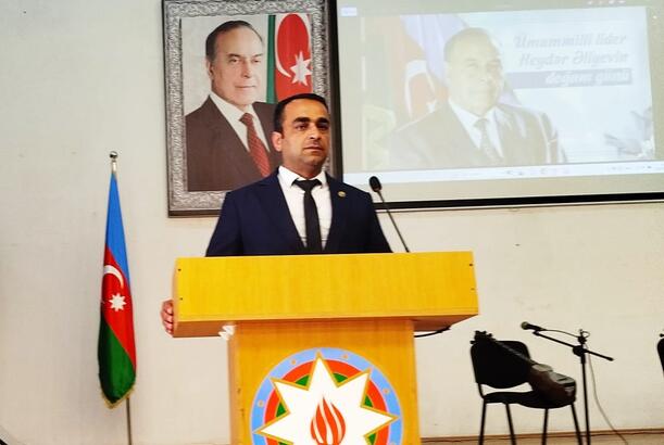 YAP böyük inkişaf yolu keçmiş qüdrətli siyasi partiyadır ŞƏRH