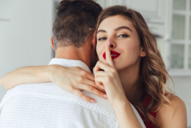 Qadınların hansı kişilərə daha çox maraq göstərdiyi müəyyən edilib...