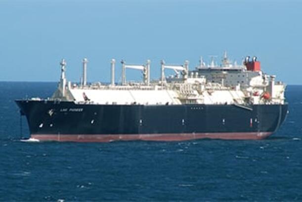 ABŞ esminesi Venesuela sahillərində Rusiya tankeri ilə qarşılaşıb...