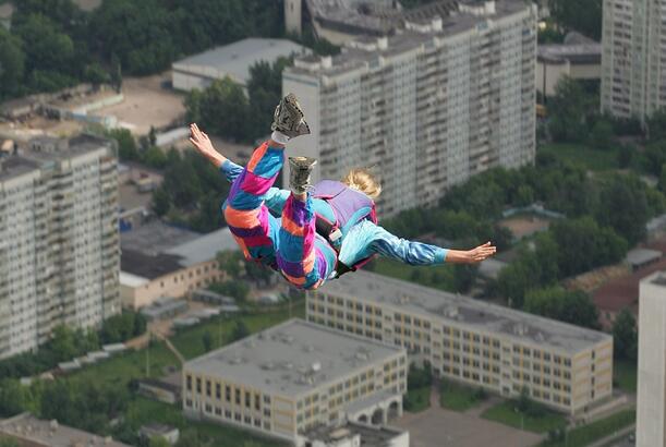 Əslində qarışqalar onu öldürməyə çalışıblar..?