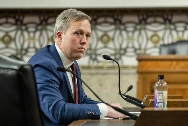 Psixoloq ABŞ-ın Ukraynadakı yeni səfirinin zəifliyini müəyyən edib...