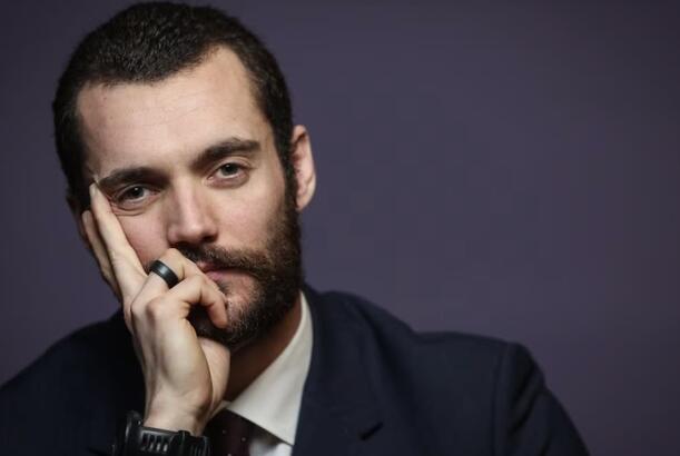 "Fransız olmaq istəyirsən?"