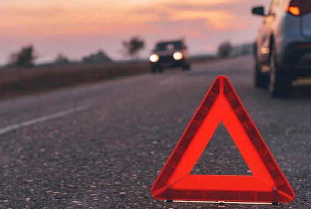 Gəncədə avtomobil aşıb, 3 nəfər xəsarət alıb