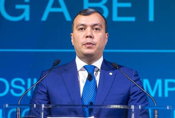 Maliyyə naziri qeyri-neft-qaz sektoru üzrə mənfəət vergisinin proqnoza qarşı az icrasına münasibət bildirib