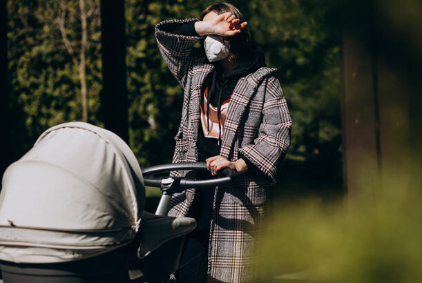 Körpəsini atan ana, vərəqədə ona baxa bilmədiyini yazıb...