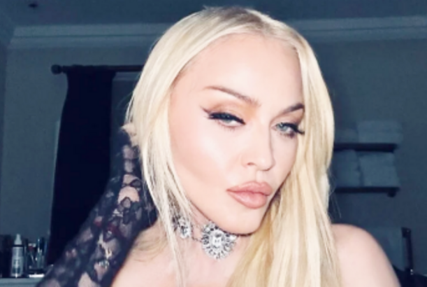 “Ukrayna Rusiya olmaqdan çıxmış müstəqil və gözəl bir ölkədir”