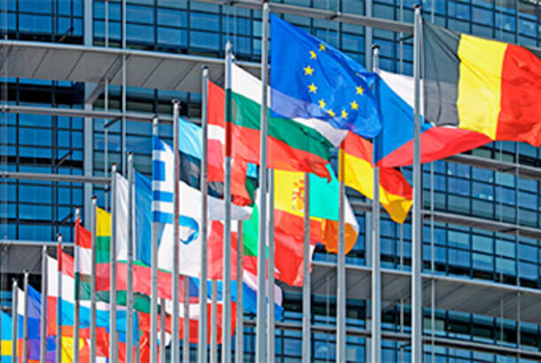 Avropa Zelenskini Donbasdan qoşunları çıxarmamağa çağırır...