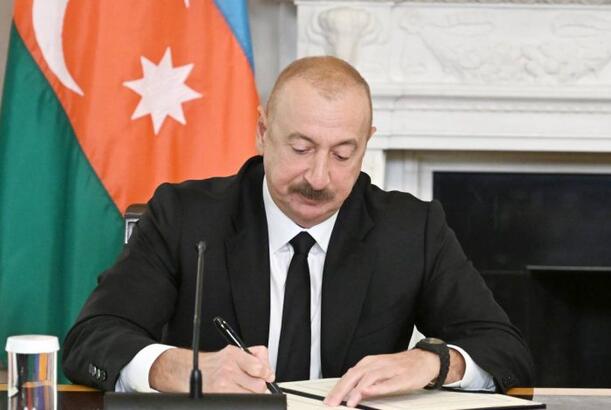 Nəsimi Rayon İcra Hakimiyyətinin başçısı vəzifəsindən azad edilib