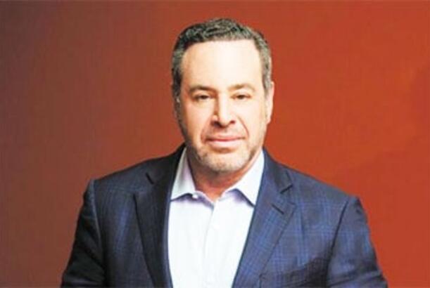 Buşun keçmiş nitq yazarı Frum: Tramp Rusiyanın tərəfinə keçib...