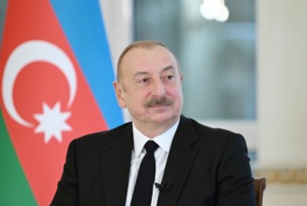 Prezident İlham Əliyev Gürcüstana dövlət səfərinə gəlib