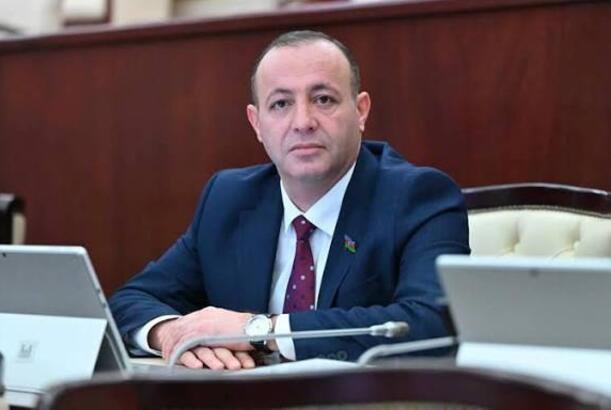 "Taksilərə avtobus zolaqlarından istifadə hüququnun verilməsi təklif olunub" -VASİF QAFAROV