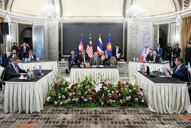 Thailand, Cambodia sign agreement on ceasefire