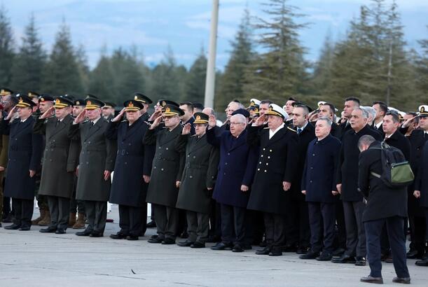 Təyyarə qəzasında həlak olan generalların nəşi Liviyaya yola salınıb