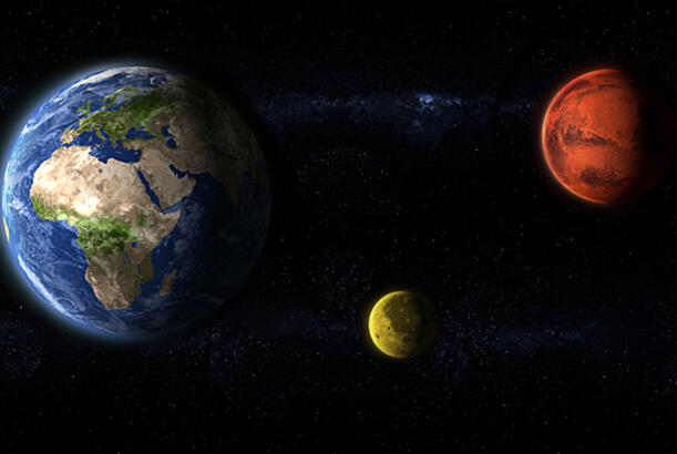 Niyə Mars suyu itirdi, amma Yer kürəsi yox?