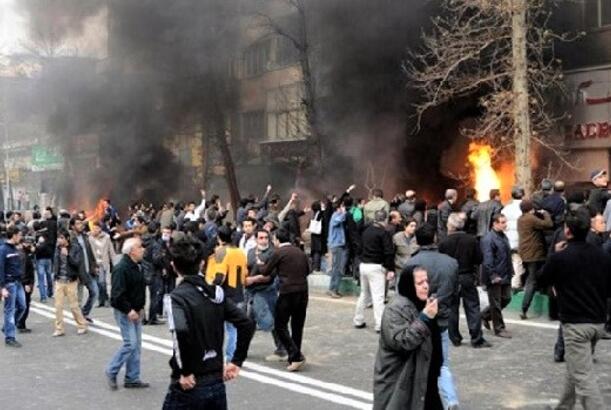 Güneydə etirazlar nəticə verməyə başlayır - TƏHLİL