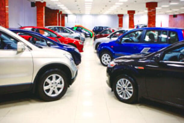 Rusiya avtomobil bazarı çıxılmaz vəziyyətə düşüb...