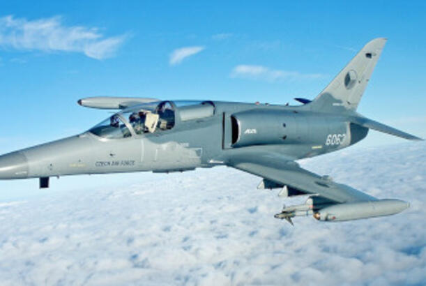 Çexiya Ukraynaya döyüş təyyarələri göndərəcək...