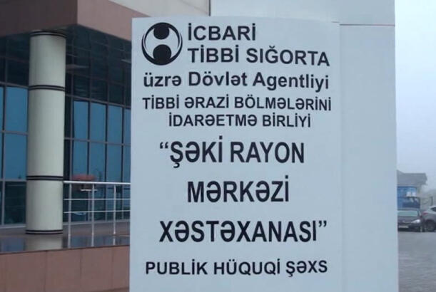 Şəki-Qax yolunda avtomobil ağaca çırpılıb, sərnişin xəsarət alıb