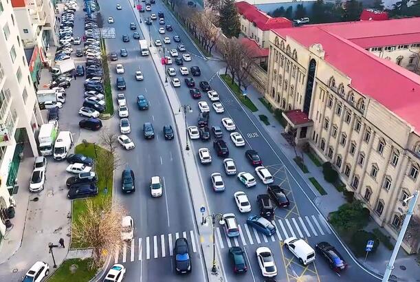 Bakıda daha bir ünvanda işıqfor quraşdırılıb