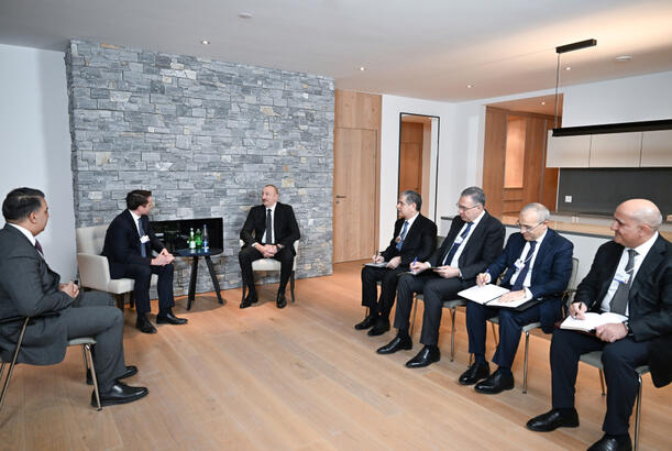 Prezident İlham Əliyev Davosda “Brookfield Asset Management” şirkətinin prezidenti ilə görüşüb