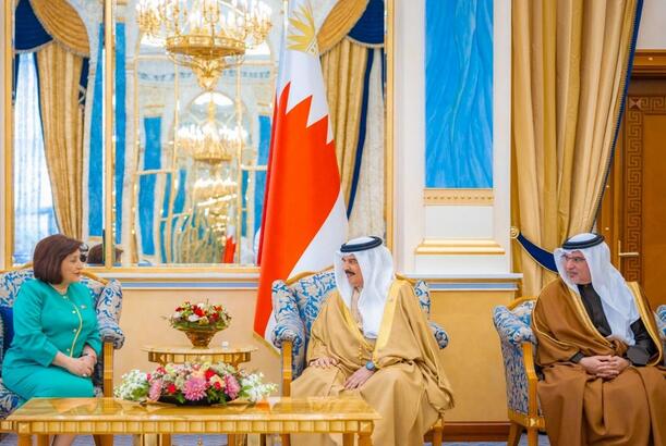 Сахиба Гафарова обсудила с королем Бахрейна перспективы сотрудничества