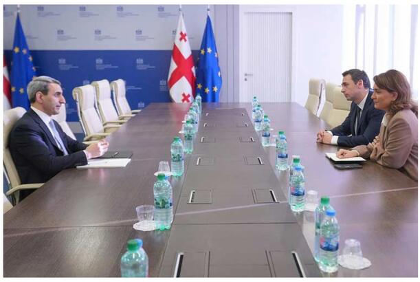 Gürcüstan və Azərbaycan dəmir yolu sahəsində əməkdaşlığı müzakirə edib