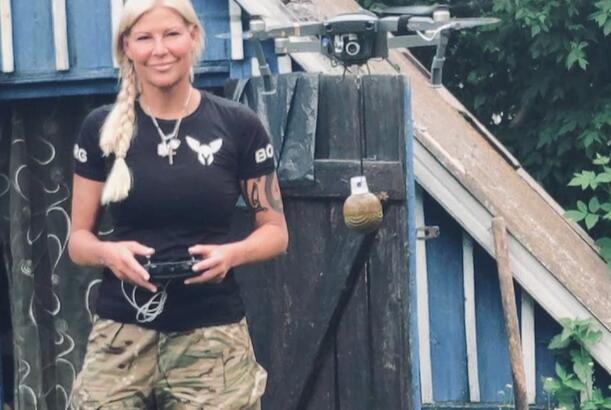 İsveçli deputat siyasətdən ayrılaraq Ukrayna ordusuna qoşulub...