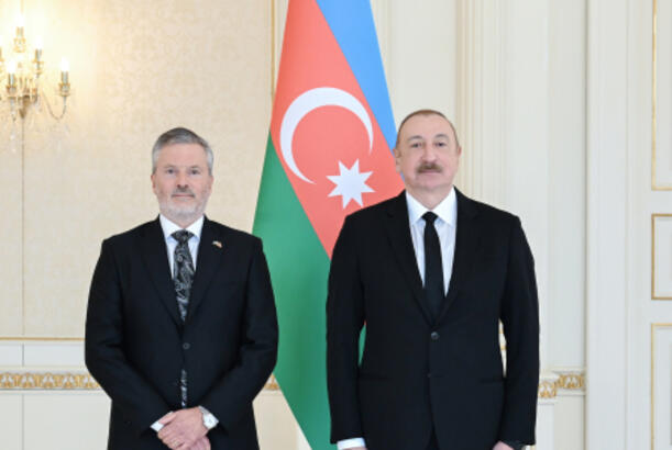Prezident İlham Əliyev Norveçin ölkəmizdə yeni təyin olunmuş səfirinin etimadnaməsini qəbul edib - YENİLƏNİB - FOTOLAR
