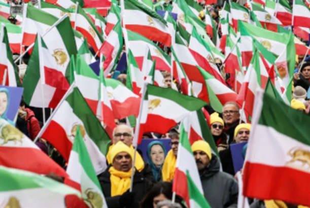 “Ümid edirəm ki, dünya İrana arxa çevirməz...”